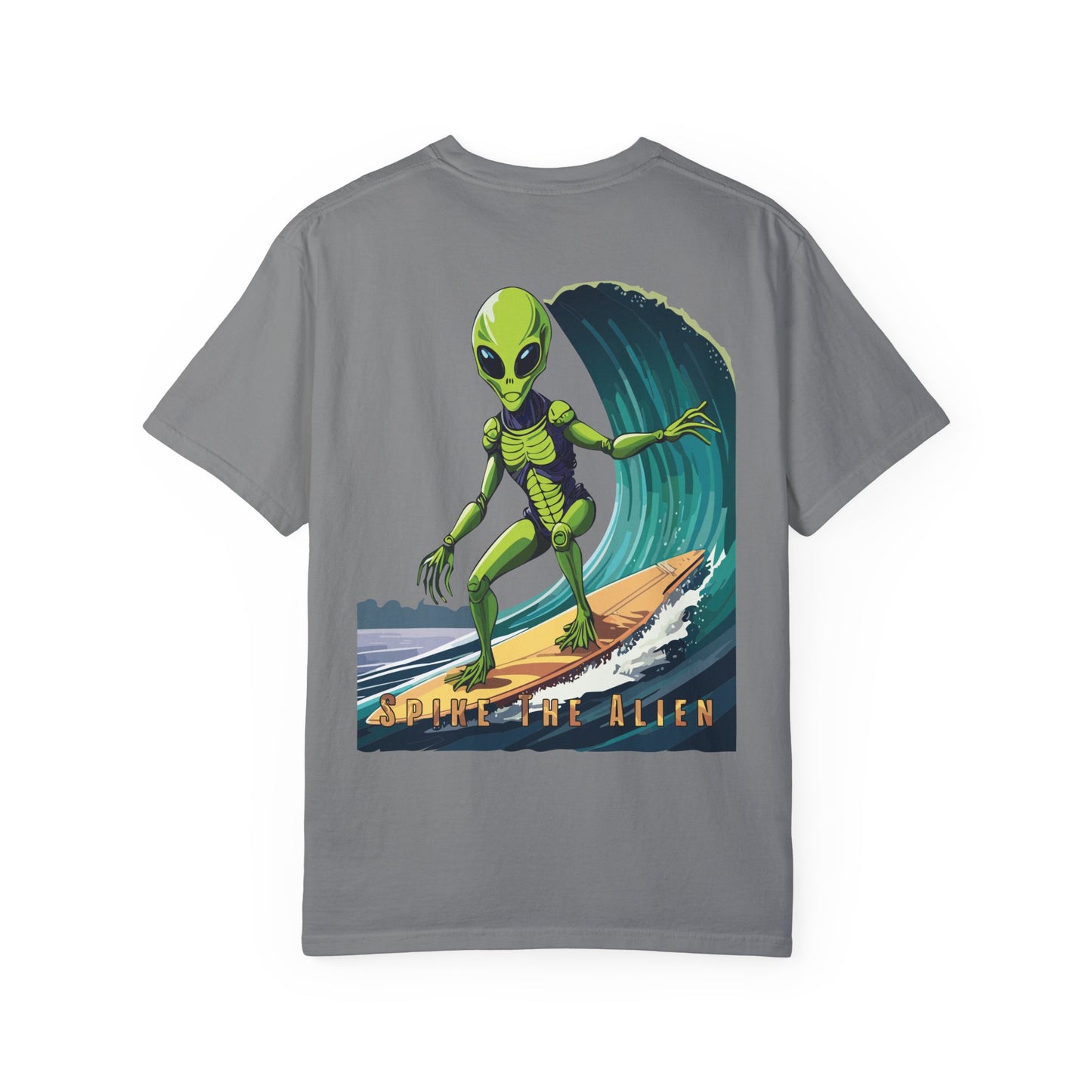 Surfing Alien Unisex T-Shirt - Fun Graphic Tee for Eccentric Style