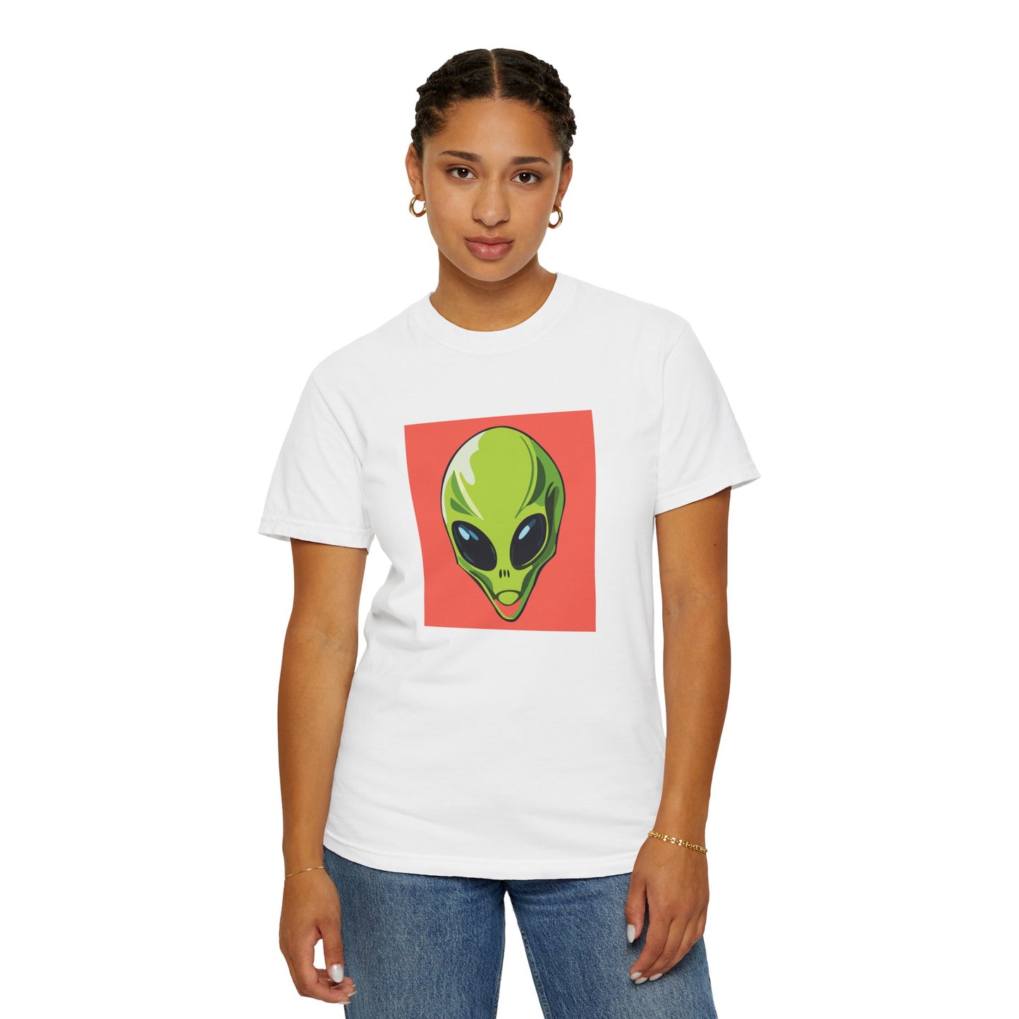 Surfing Alien Unisex T-Shirt - Fun Graphic Tee for Eccentric Style