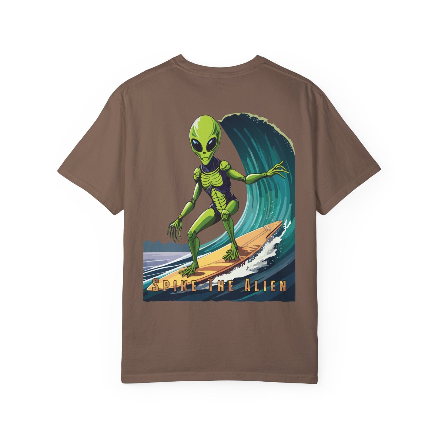 Surfing Alien Unisex T-Shirt - Fun Graphic Tee for Eccentric Style