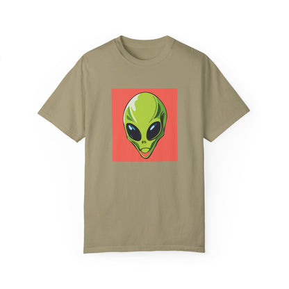 Surfing Alien Unisex T-Shirt - Fun Graphic Tee for Eccentric Style