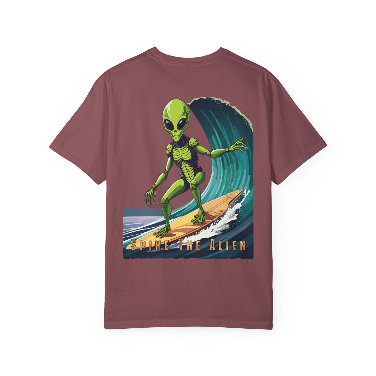 Surfing Alien Unisex T-Shirt - Fun Graphic Tee for Eccentric Style